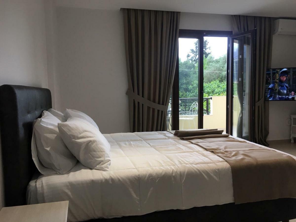 The Little Prince Luxury Suites Ypsos Zewnętrze zdjęcie