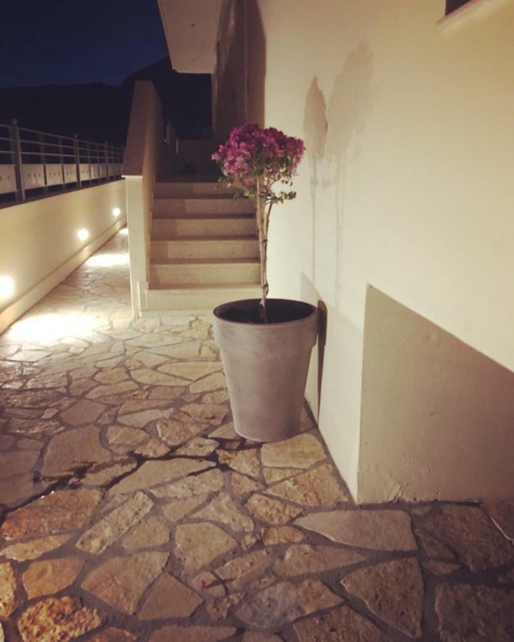 The Little Prince Luxury Suites Ypsos Zewnętrze zdjęcie