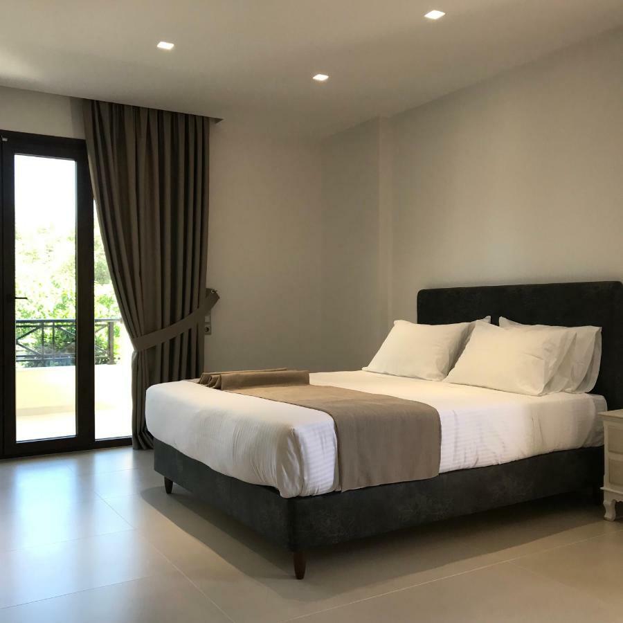 The Little Prince Luxury Suites Ypsos Zewnętrze zdjęcie